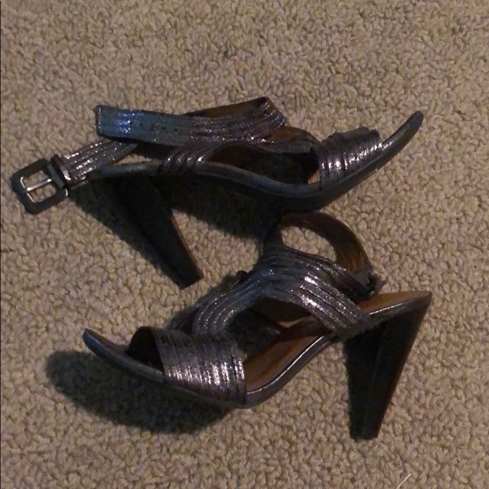 NWOT heels